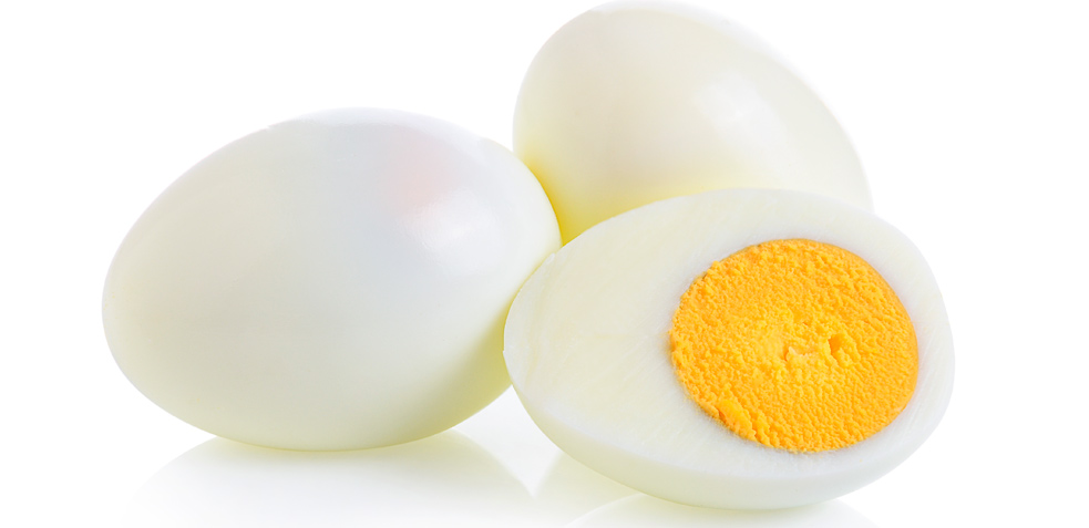 Tres huevos duros sin cascara. Beneficios del huevo duro