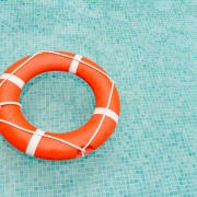 flotador para evitar los accidentes en piscinas